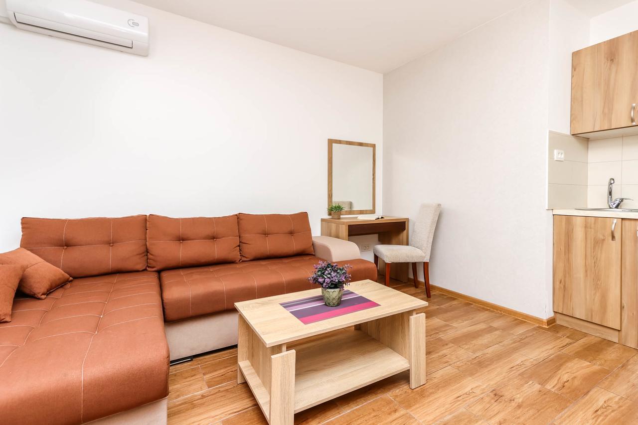 Aqua Breeze Apartman Budva